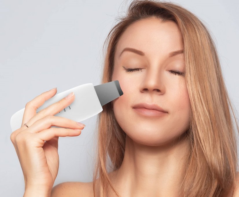 Ultrazvuková špachtle GEMLift 4 v 1