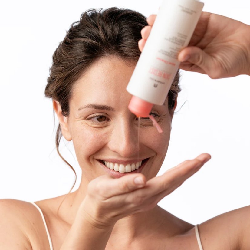 Fluid pro čištění citlivé pleti - SKIN RESIST Velvet Cleanser 200 ml