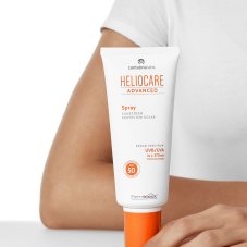 Opalovací sprej - HELIOCARE Advanced Spray SPF 50