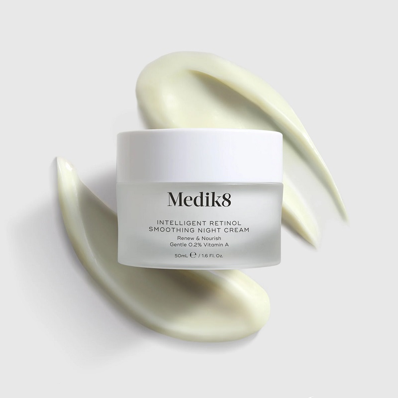 Noční krém s retinolem - MEDIK8 Intelligent Retinol Night Cream 50 ml