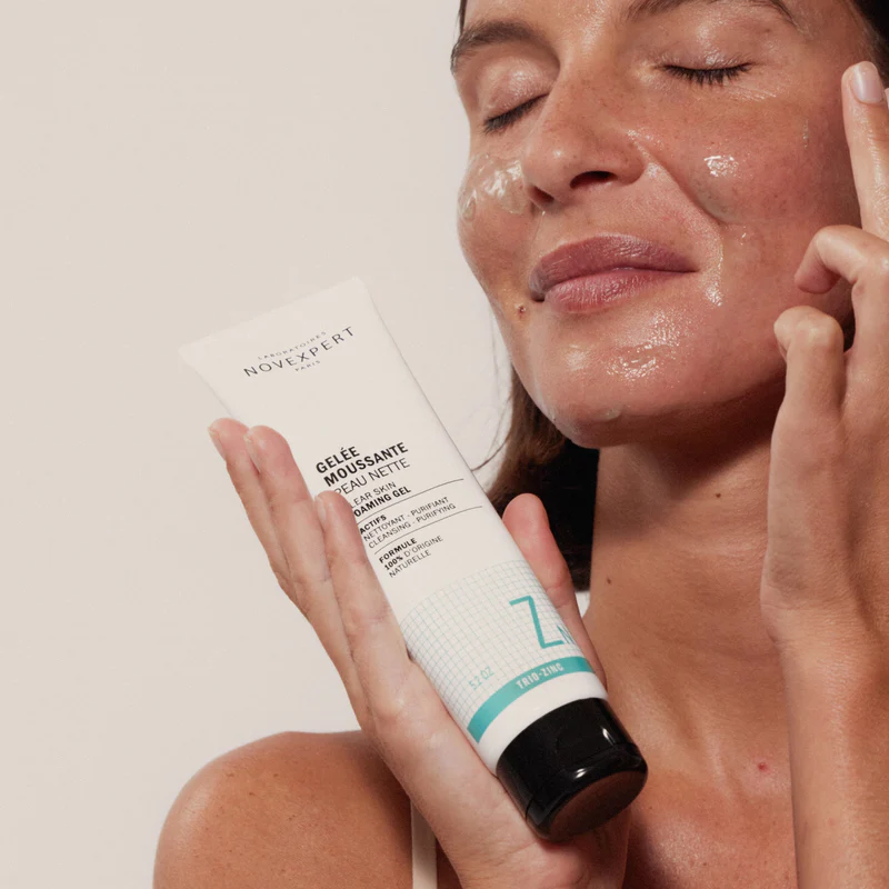 Čisticí pěnový gel - NOVEXPERT Clear Skin Foaming 150g
